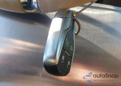 2017 Maserati Ghibli S z USA, uszkodzony, nr VIN ZAM57RSL6H1213114